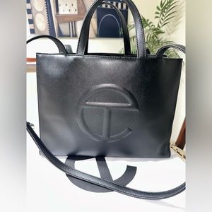 ❌SOLD❌ Medium Telfar bag - Black